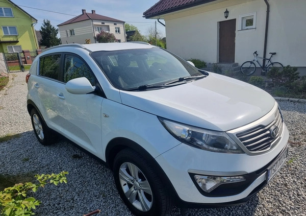 Kia Sportage cena 44600 przebieg: 198500, rok produkcji 2013 z Staszów małe 67